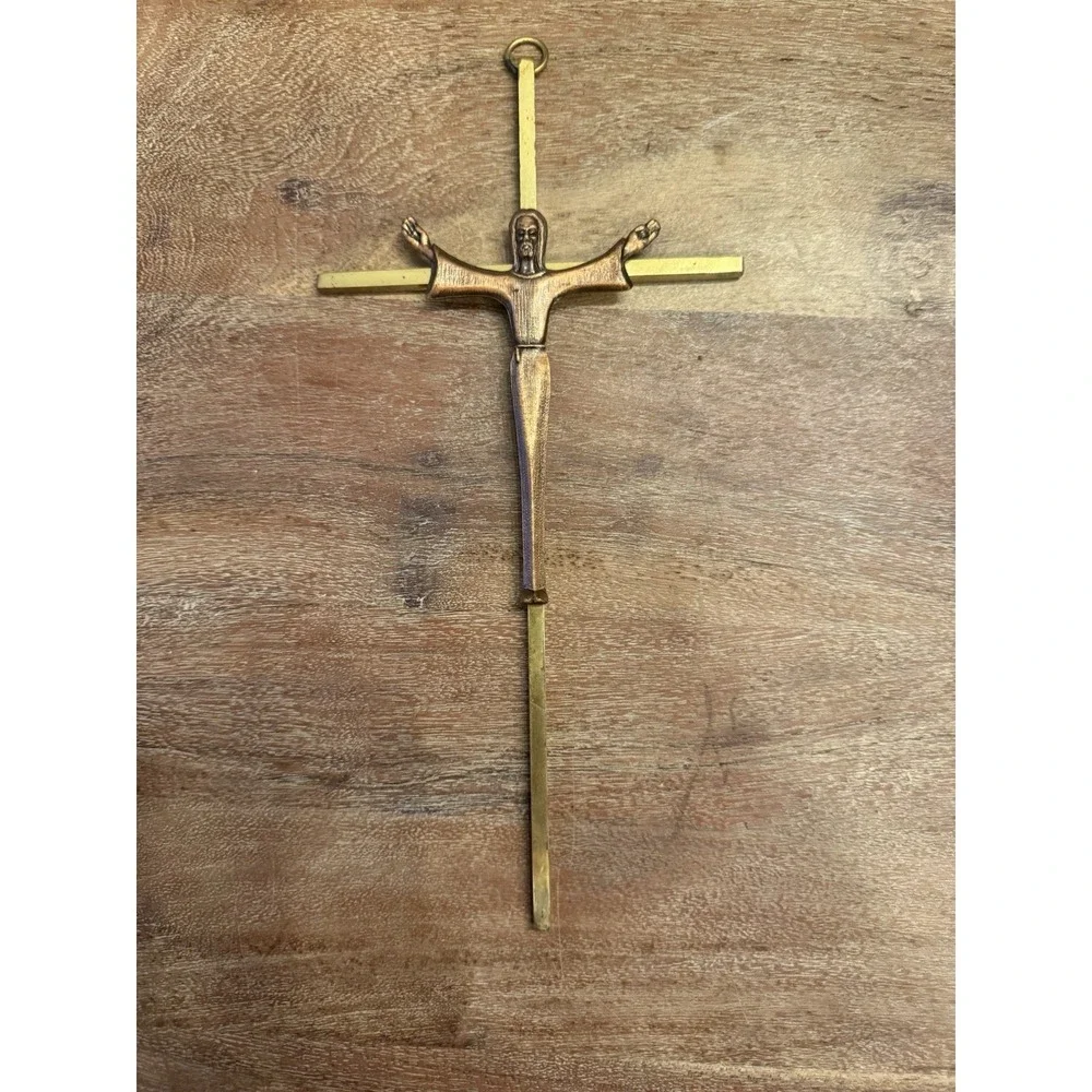 Vintage Brass Risen Christ Cross  Religious‎ Decor Wall Hanging 10x5